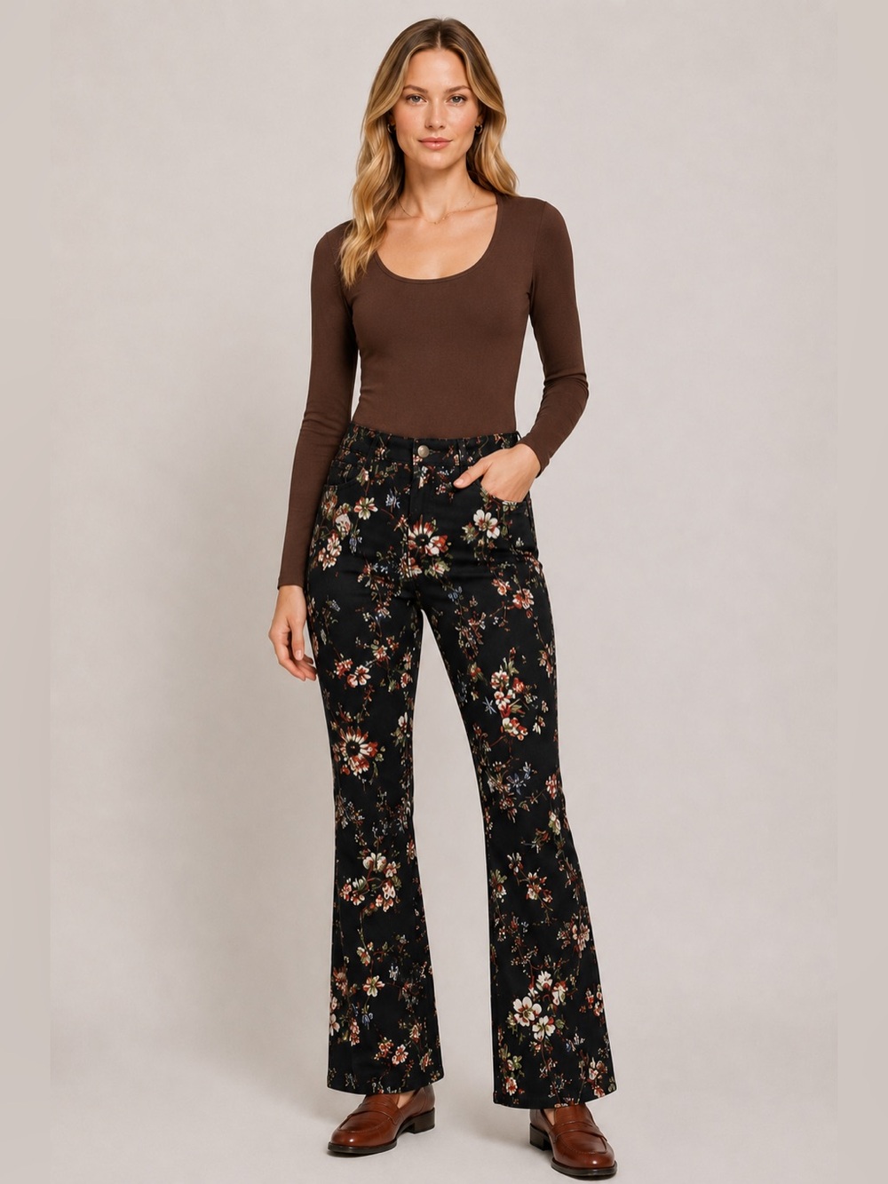 Pilcro by Antropologie Pants‎ 31 The Demilune Boot Floral Print Retro Boho Black